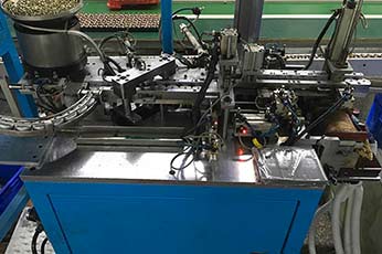 500自動(dòng)組合機(jī)